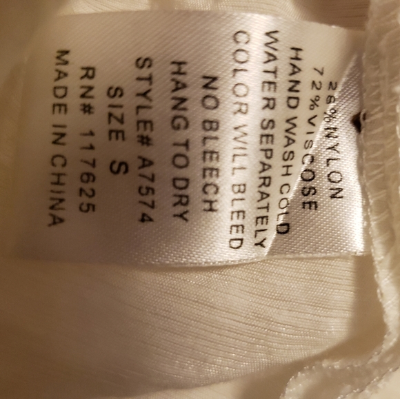 Sweet baby doll blouse - Picture 2 of 8